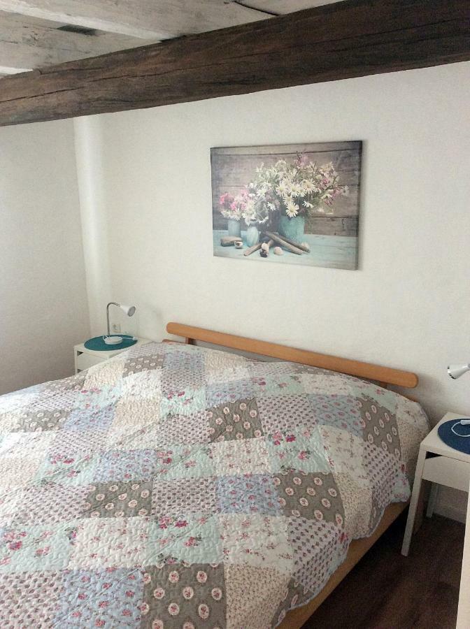 Gaestewohnung A+C Bovet Strasen Esterno foto
