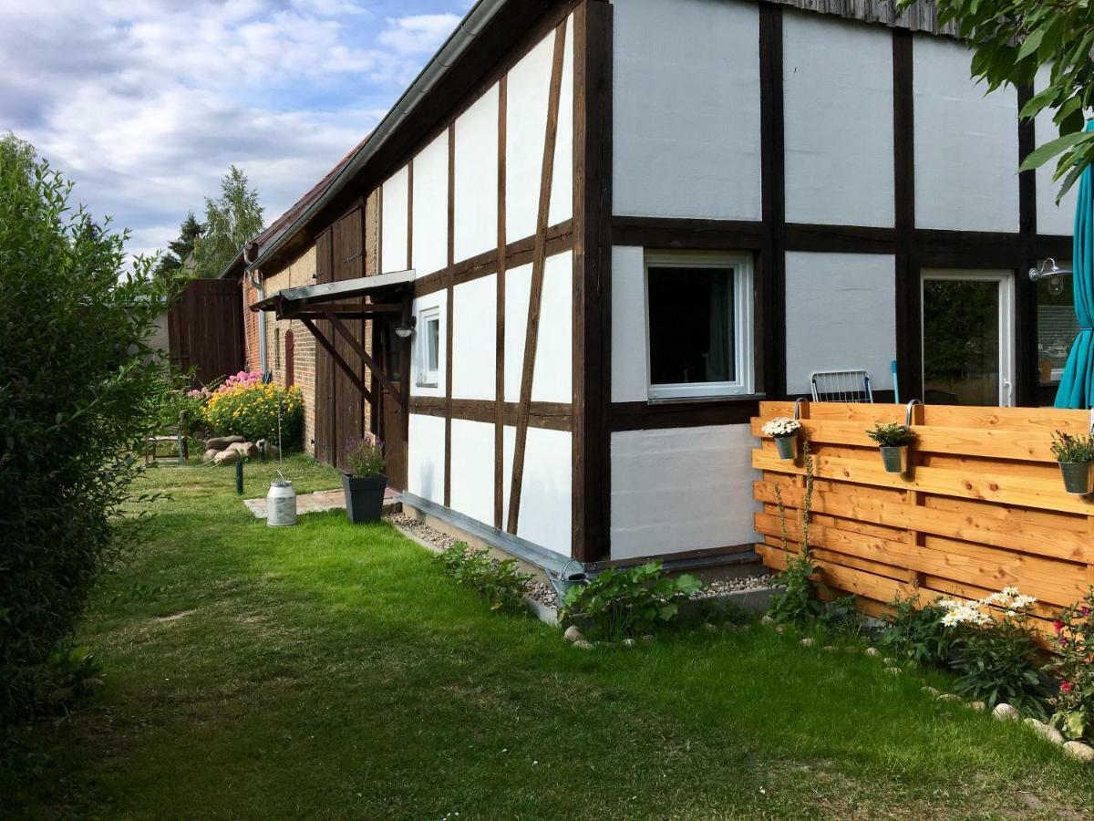 Gaestewohnung A+C Bovet Strasen Esterno foto